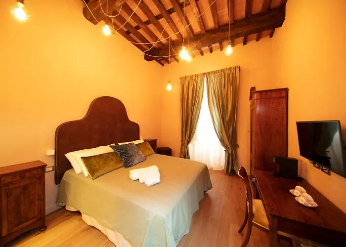 Le Di Boccanegra Πανσιόν